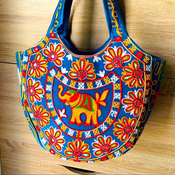 Handbags - Elephant embroidered half shoulder bag